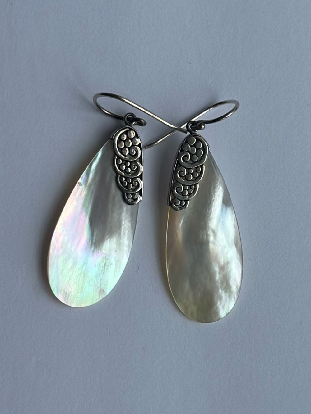 Mother of Pearl Teardrop Earrings with 925 Silver Accents - White